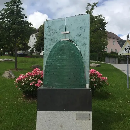 Haus Beate, Im Bienenparadies