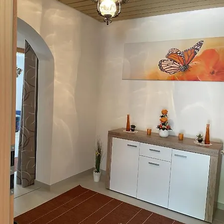 Haus Beate, Im Bienenparadies