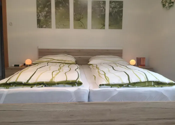 Haus Beate, Im Bienenparadies